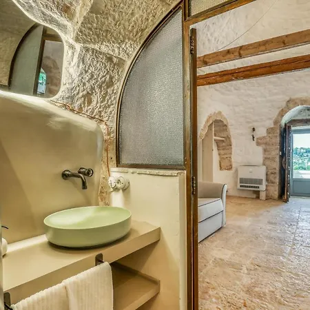 Trulli Tower Chata