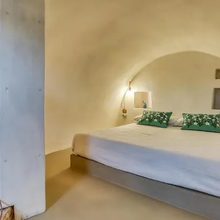 Trulli Tower Lodge *